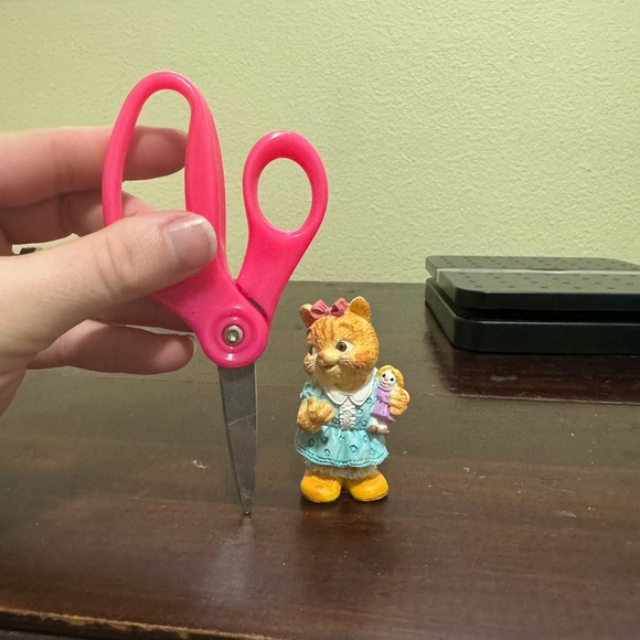 Vintage Cat Kitty Kitten in Dress Figurine 1996 - Picture 7 of 8